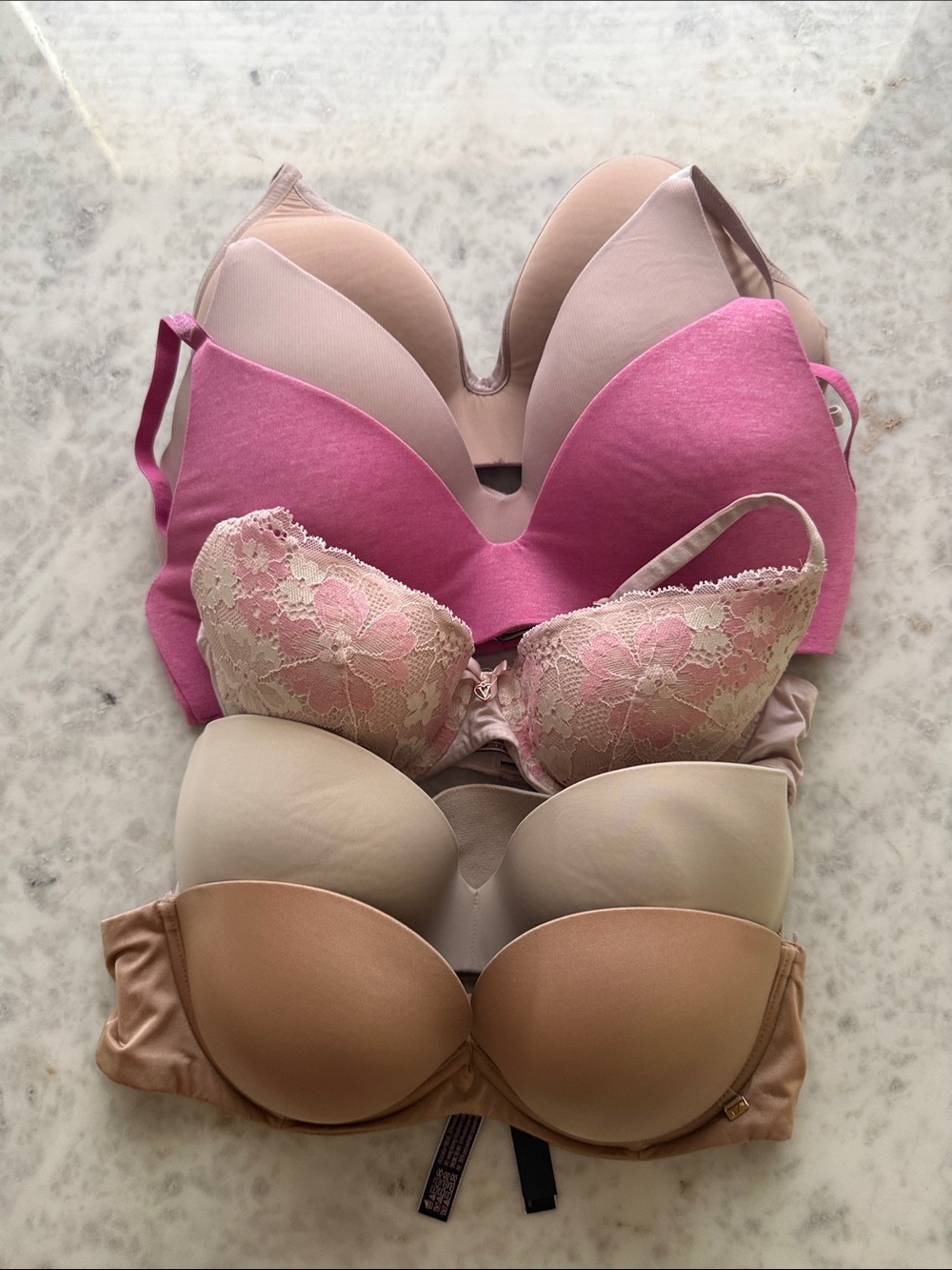 Victoria's Secret bras underwire no underwire 34B + extra straps & extender